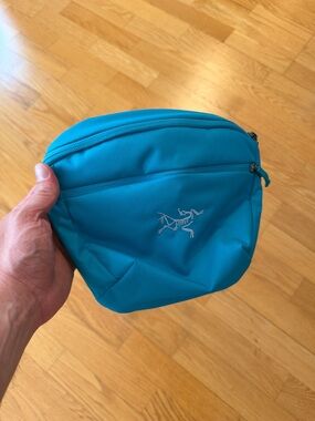 Arc'teryx | Bags | Arcteryx Granville Courier Bag | Poshmark